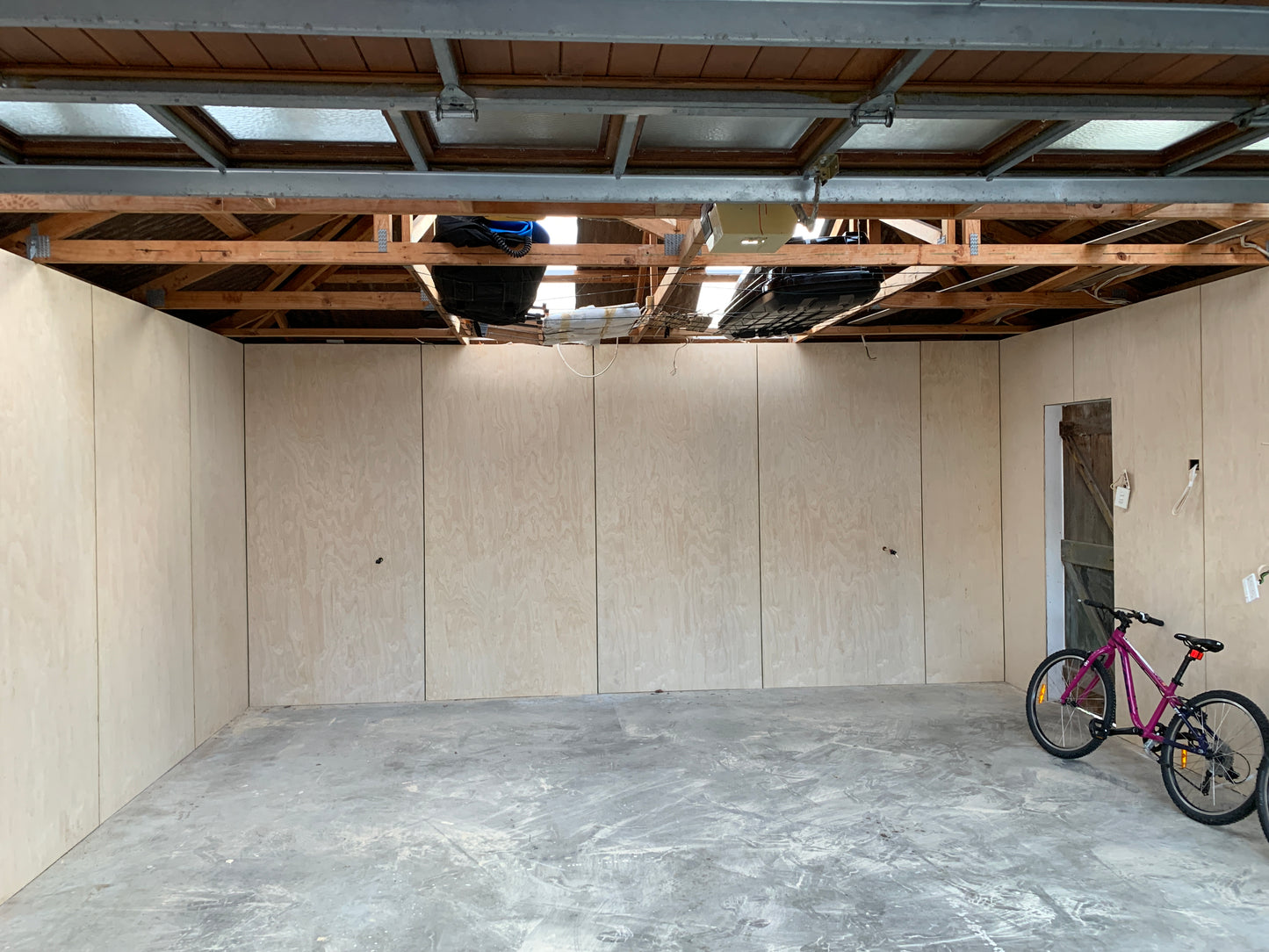 SHOWROOM Breakout Room for All Ages